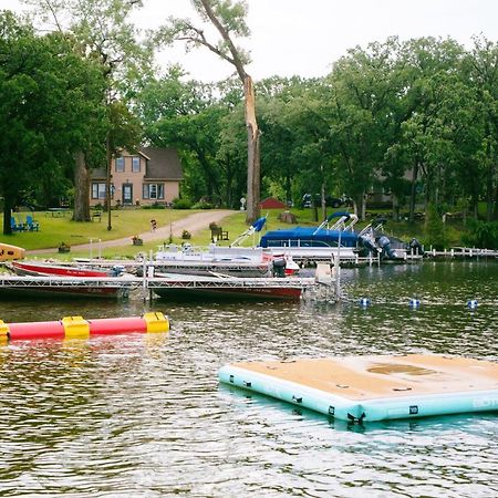 Swan Lake Resort & Campground 페르구스폴스 외부 사진