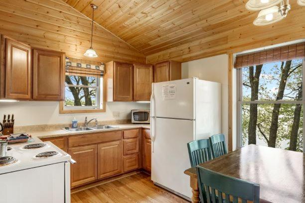 Swan Lake Resort & Campground 페르구스폴스 외부 사진